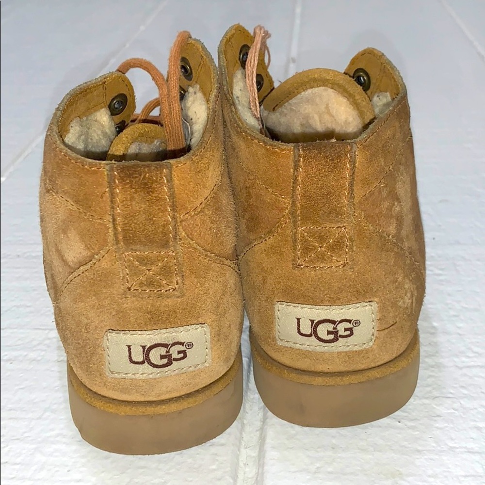 Women’s Ugg shoes size 7.5